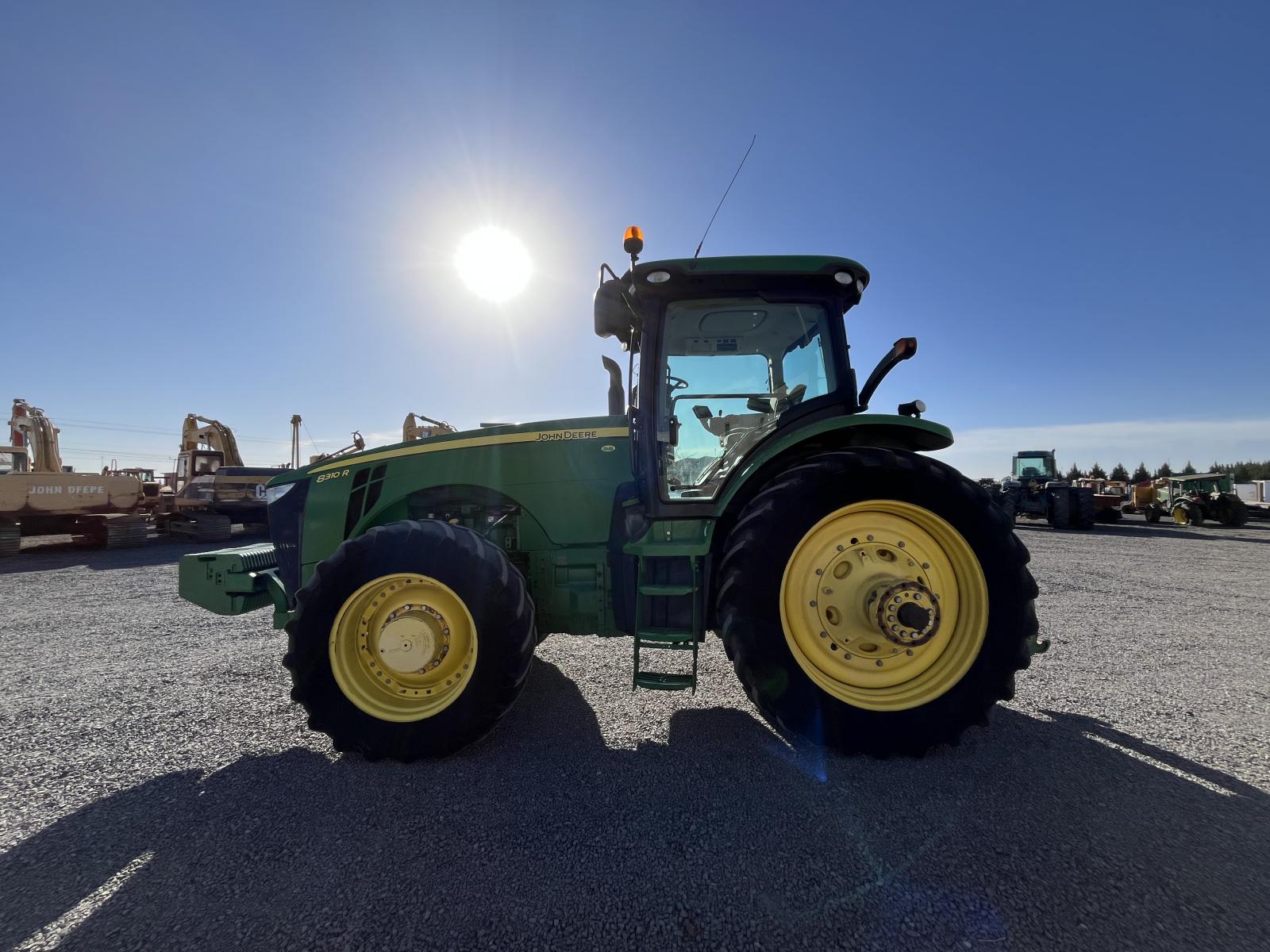 ./imagenes/INVOICE/2019/17674/JOHN DEERE 8310R (17).JPG